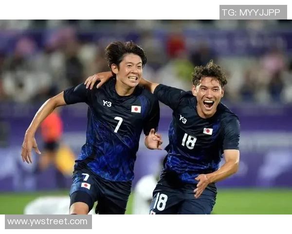 日本足球明星的成长历程与辉煌成就全景回顾